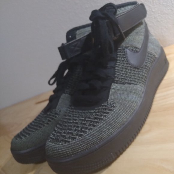 nike air force 1 ultra flyknit mid palm green